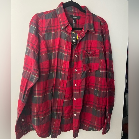 Forever 21 Plus Size Red Plaid Flannel Fall Wardrobe Staple - Picture 2 of 4